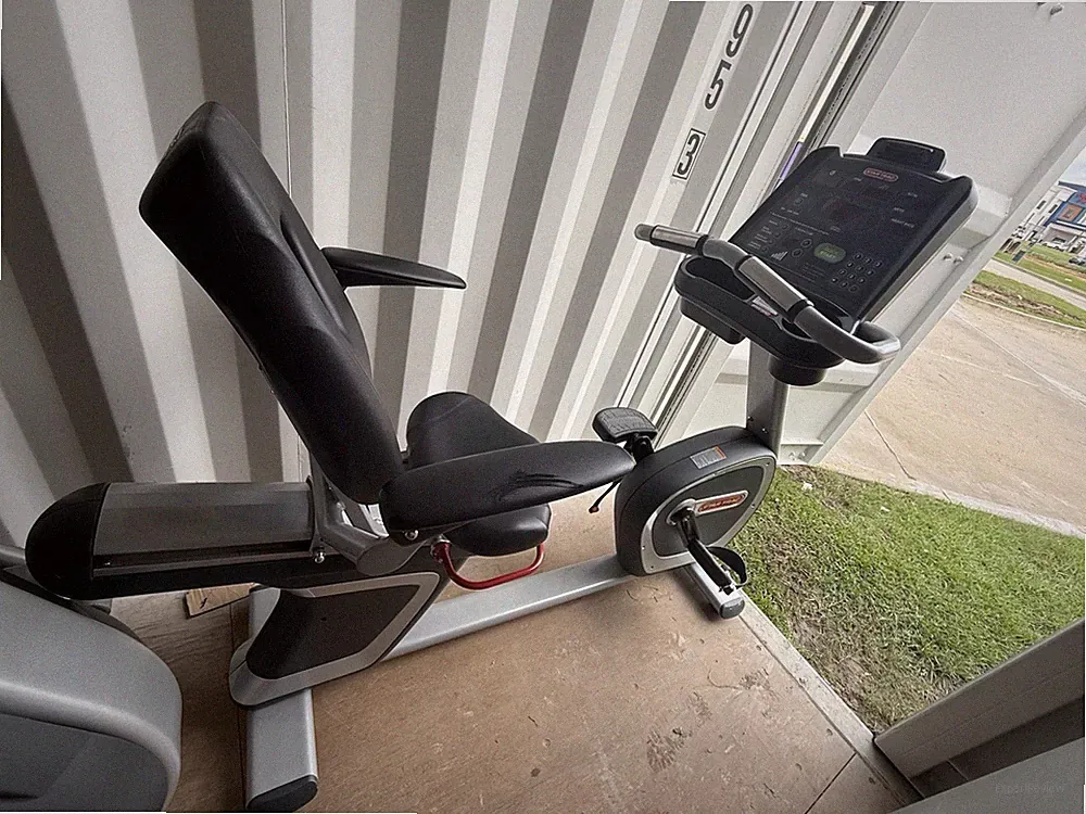 Star Trac Recumbent Exercise Bike Black Silver Adjustable Seat Digital Display